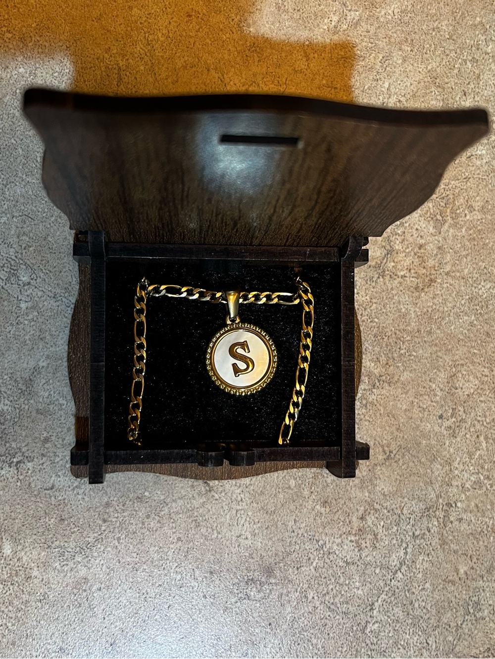 NWOT 18K Gold Filled Initial Necklace: Personalized Letter Medallion